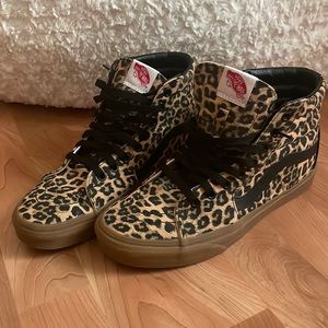 Custom Leopard Van SK8-HI